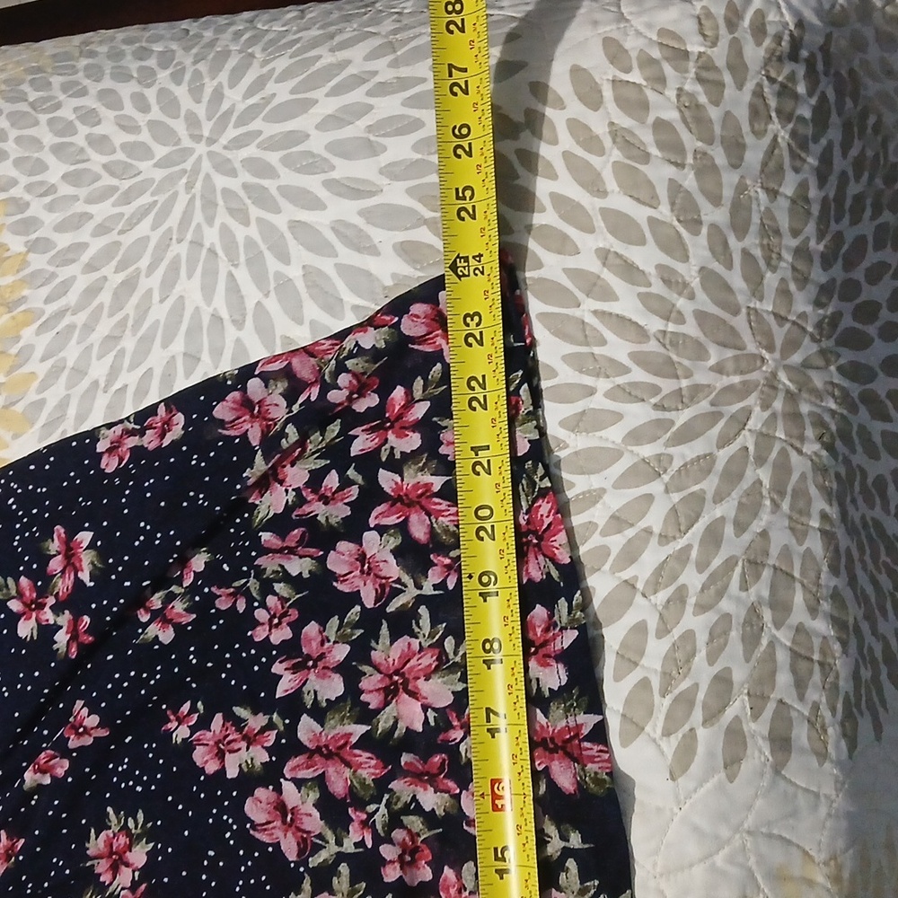 Siren Lily Navy Floral Blouse - Picture 11 of 11